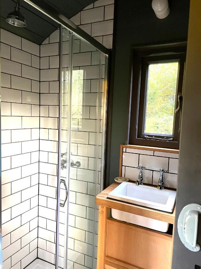 Old King William Shepherd Huts And Private Hot Tubs In North Norfolk Hunworth المظهر الخارجي الصورة
