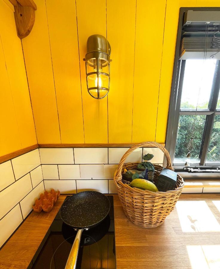 Old King William Shepherd Huts And Private Hot Tubs In North Norfolk Hunworth المظهر الخارجي الصورة